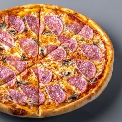 Пицца с ветчиной и грибами - фото 4735