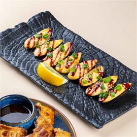 {{photo.Alt || photo.Description || 'Мидии запеченные'}}